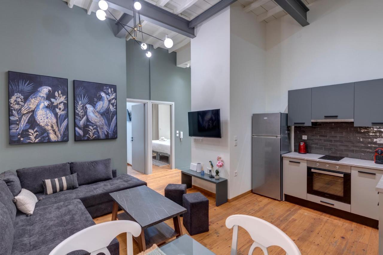 The Heart Of Syra - Your Home In Ermoupolis Esterno foto