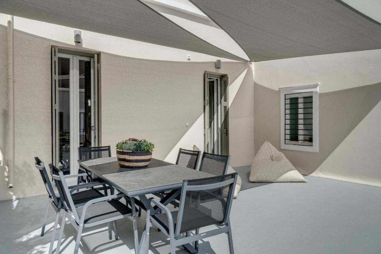 The Heart Of Syra - Your Home In Ermoupolis Esterno foto