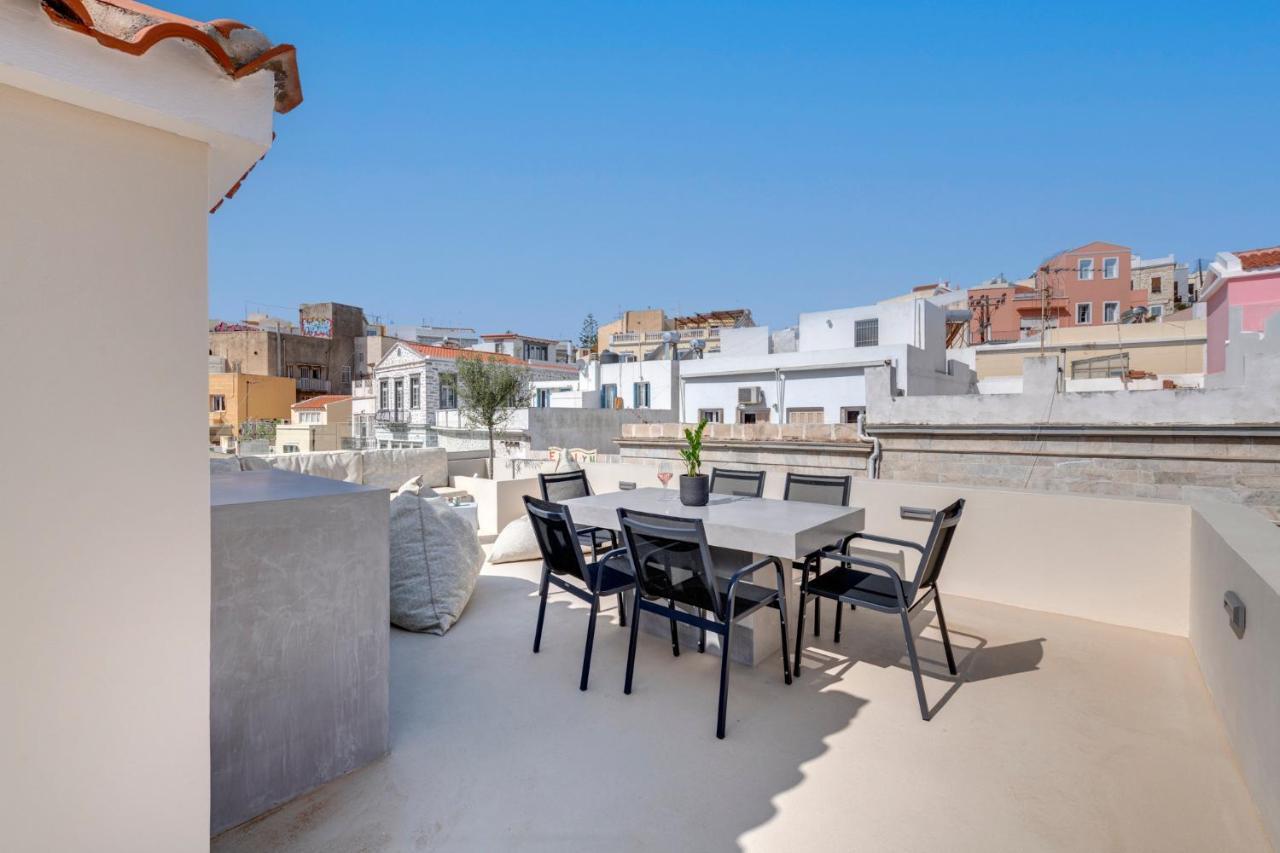 The Heart Of Syra - Your Home In Ermoupolis Esterno foto
