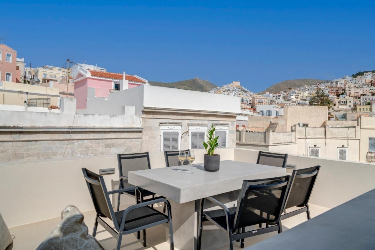 The Heart Of Syra - Your Home In Ermoupolis Esterno foto