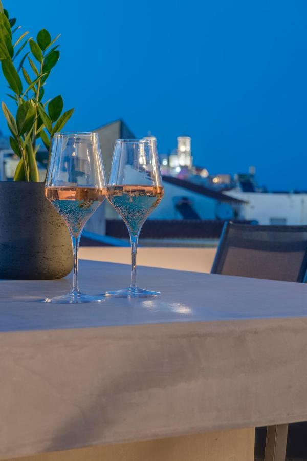 The Heart Of Syra - Your Home In Ermoupolis Esterno foto