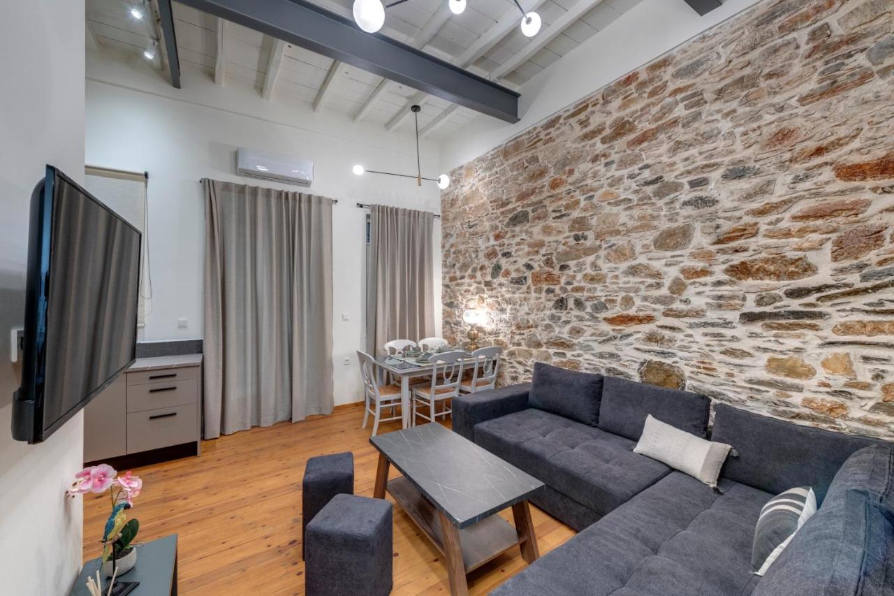 The Heart Of Syra - Your Home In Ermoupolis Esterno foto