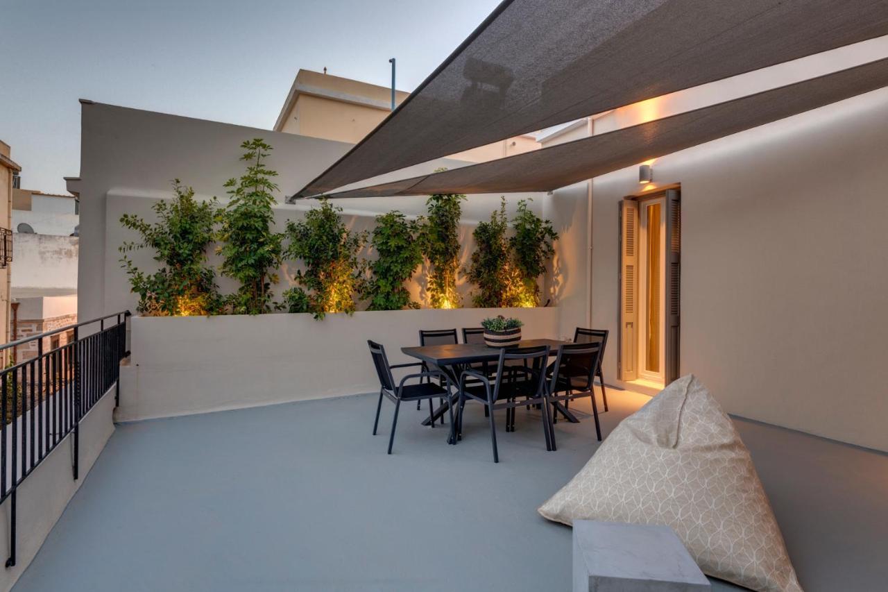 The Heart Of Syra - Your Home In Ermoupolis Esterno foto