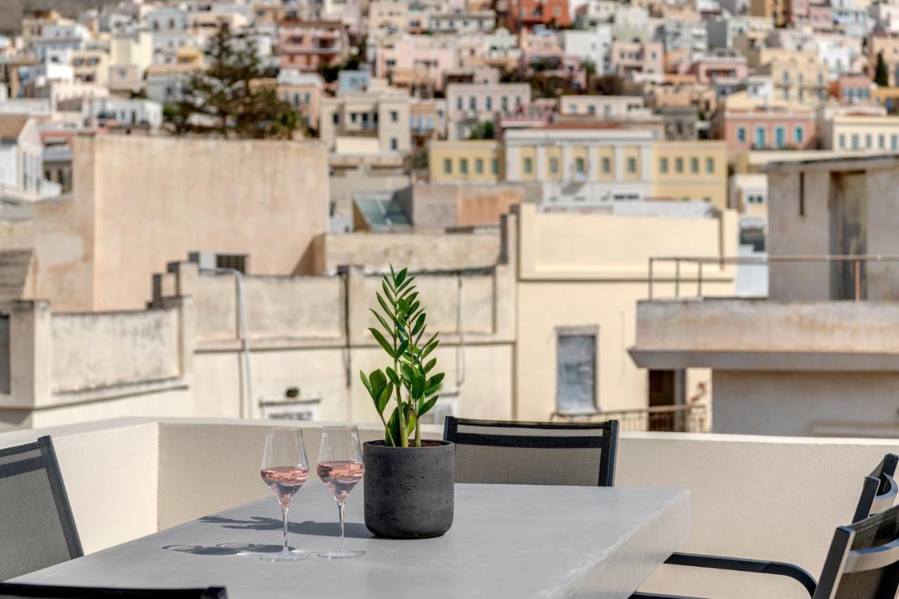The Heart Of Syra - Your Home In Ermoupolis Esterno foto