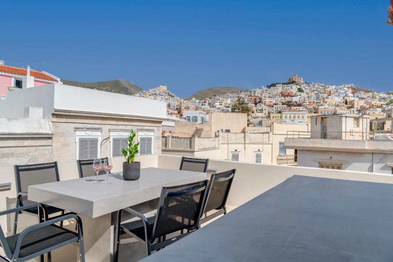 The Heart Of Syra - Your Home In Ermoupolis Esterno foto