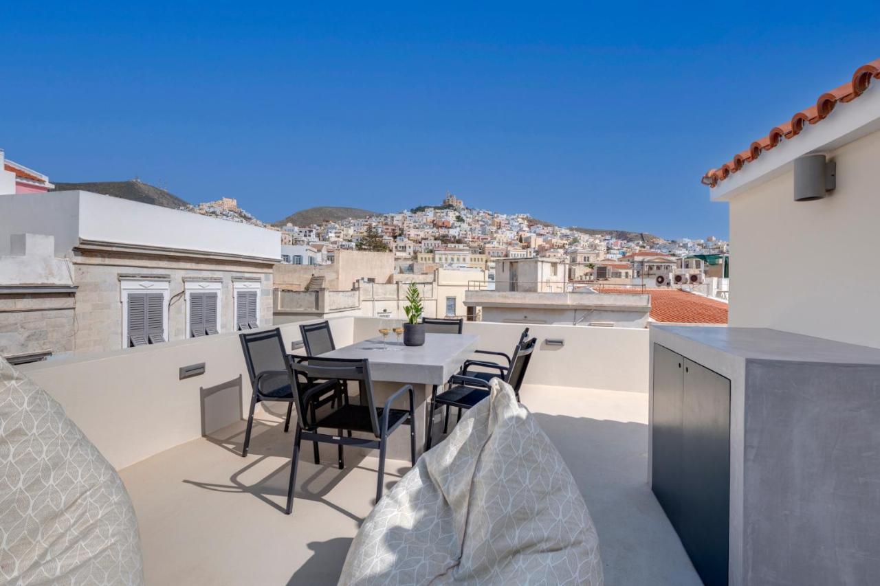 The Heart Of Syra - Your Home In Ermoupolis Esterno foto