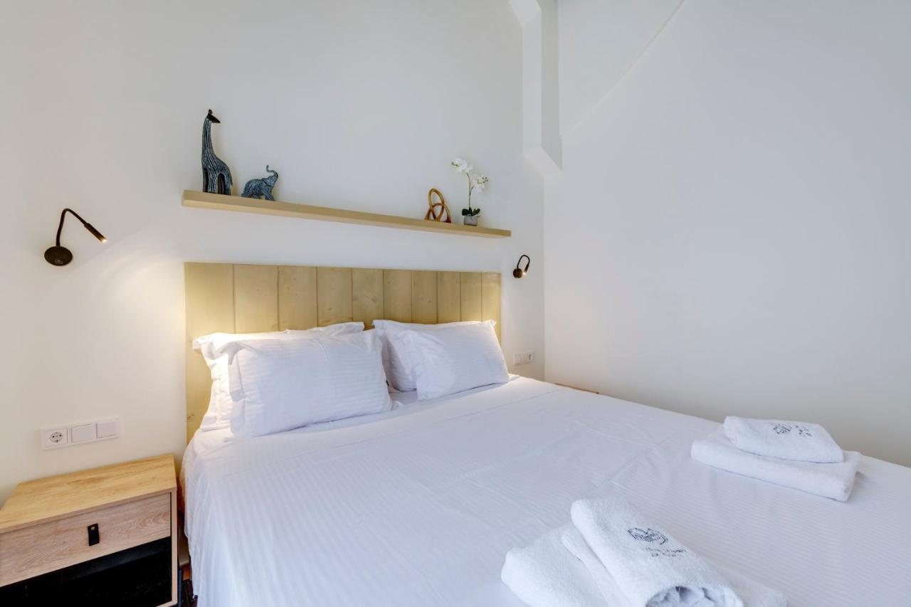 The Heart Of Syra - Your Home In Ermoupolis Esterno foto